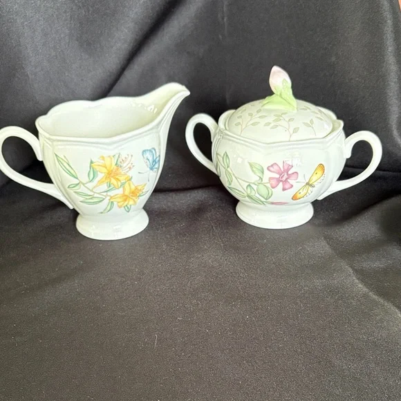 Lenox Floral Creamer and Sugar Bowl Set - Picture 3 of 7